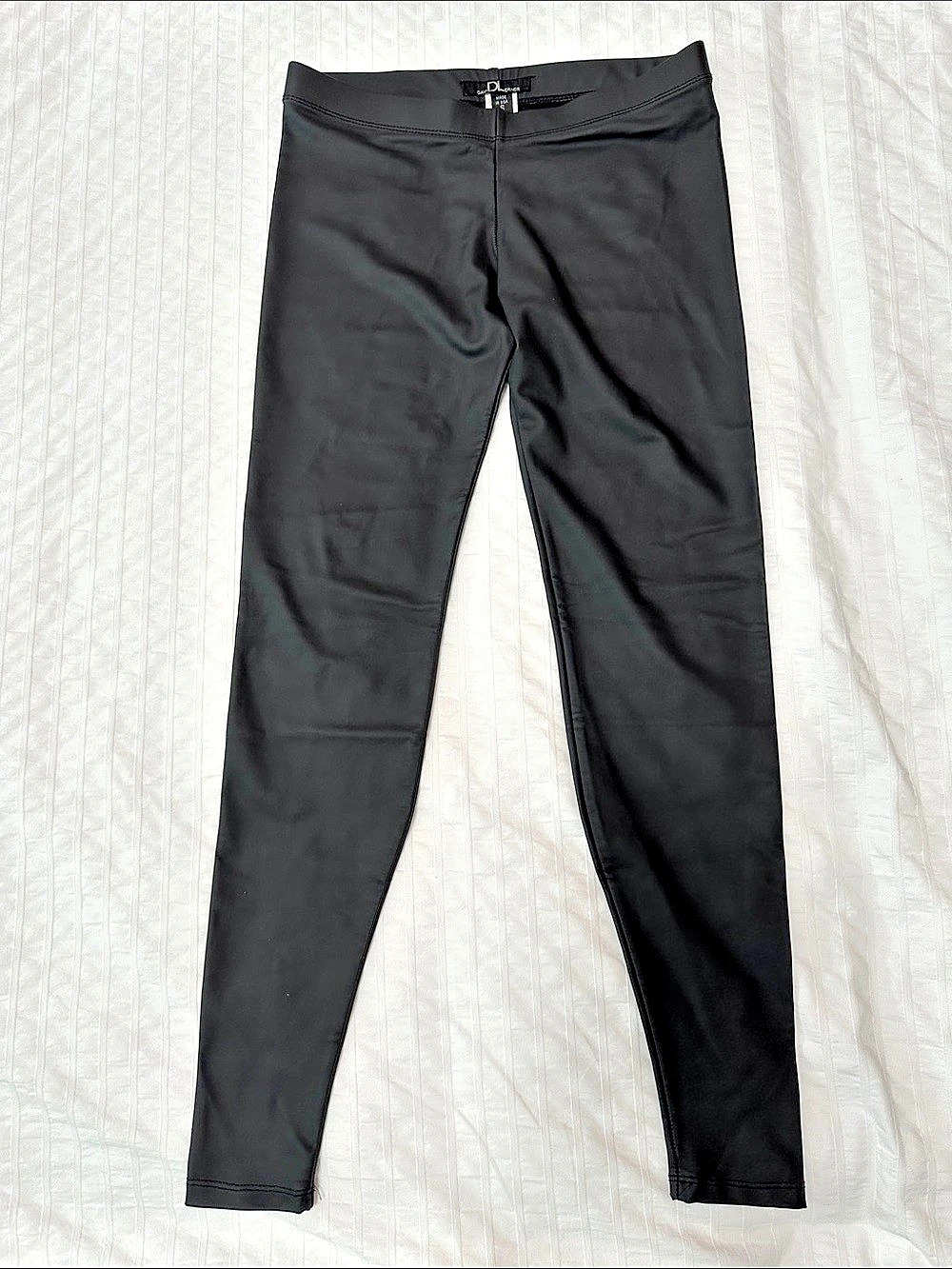 David Lerner Matte Faux Leather Leggings Black Size Small